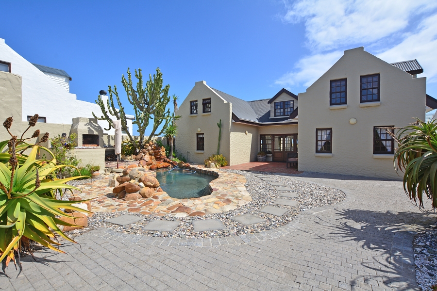 4 Bedroom Property for Sale in Grotto Bay Western Cape